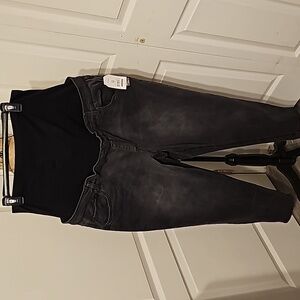 Nwt M maternity pants